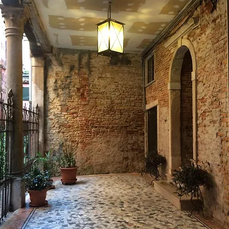 Remedio - Locappart Apartman Velence